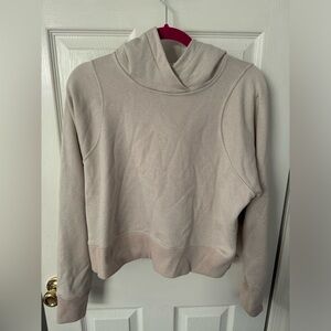 LULULEMON GOLD CROPPED HOODIE